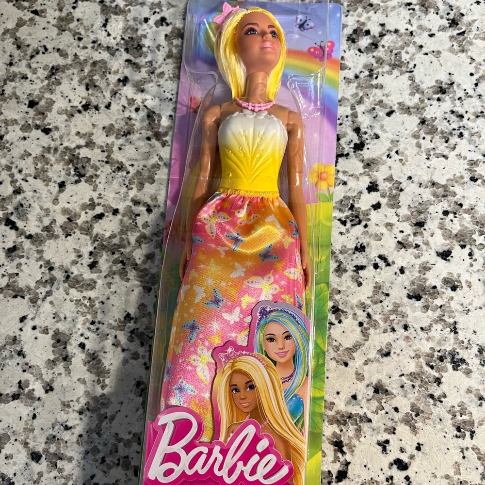 SUPER SALE Barbie Doll butterfly’s - Picture 10 of 10